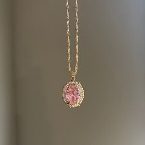 Elegant Pink and Gold Pendant Necklace